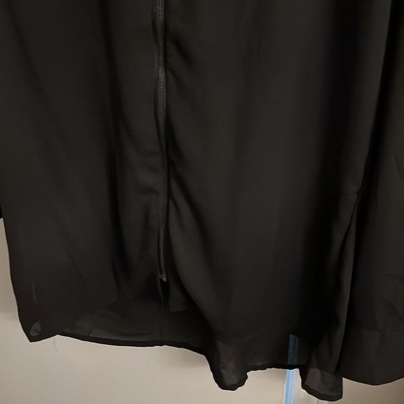 SALE !!!! NWT SUZY SHIER BLOUSE 🔥🔥🔥🔥 - Picture 5 of 9